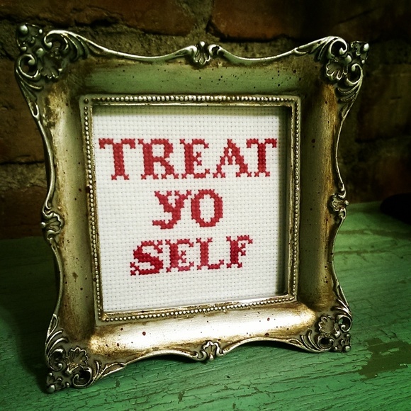 Meet your posher, Rachael - Picture 1 of 2